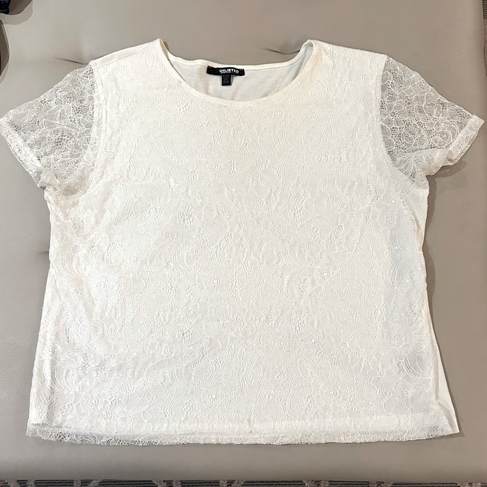 Elegant White Lace Cotton T-shirt Top with Sequins NWOT